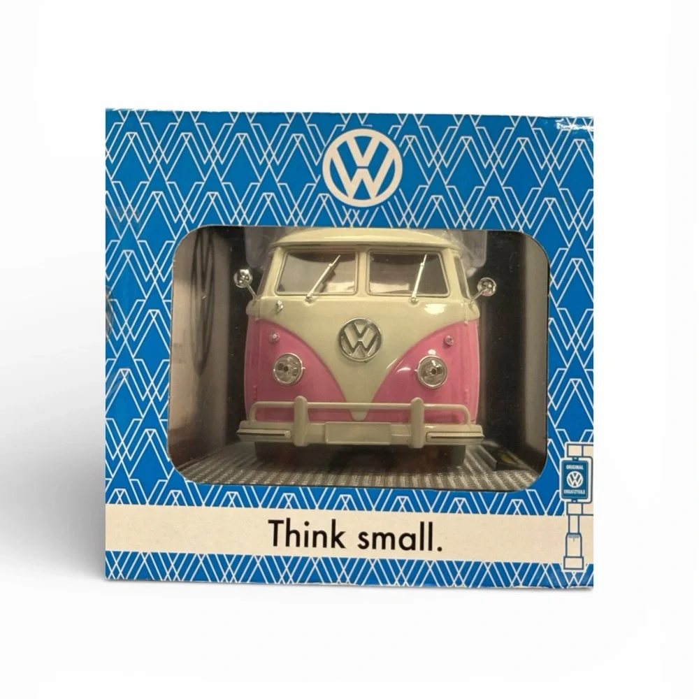 M2 machines 1960 VW Delivery Van Model